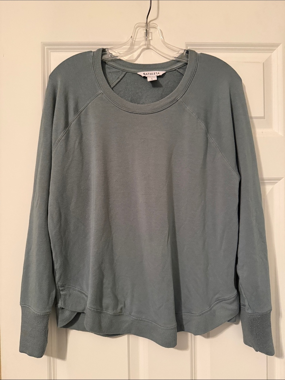 Athleta Relaxed Crewneck Sweatshirt in Dusty Blue-Grey